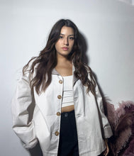 Carica l'immagine nel visualizzatore di Gallery, Trench panna corto🪽
