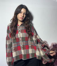 Carica l'immagine nel visualizzatore di Gallery, Camicia a quadri🍓
